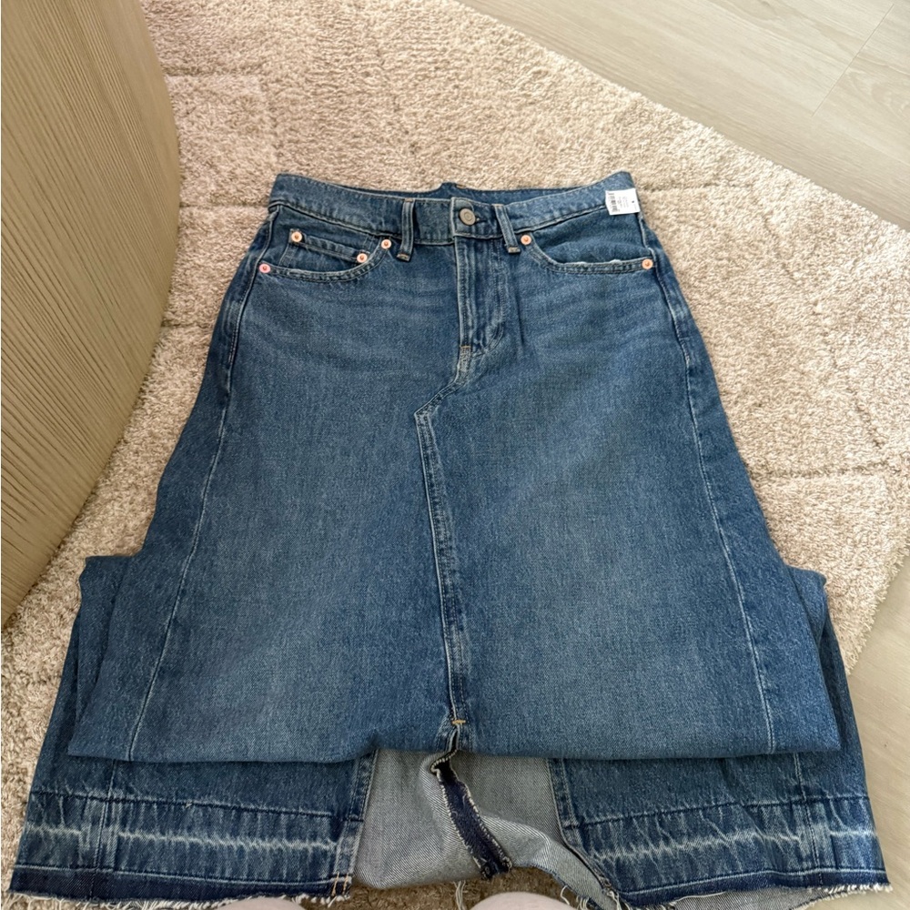 GAP Women's Dark Blue Denim Jeans